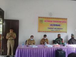 Babinsa Kampuri Koramil Sepang Hadiri Musrenbang Tingkat Kelurahan