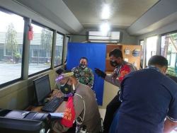 Menjadi Pelopor Dalam Berlalu lintas, Prajurit Kodim 1014 /Pbn Lakukan Perpanjangan SIM Kolektif