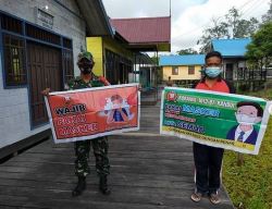 Babinsa Koramil 1013-01/Kandui Terapkan Disiplin Protkes Covid-19.