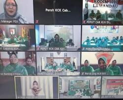 Persit KCK Koorcab Rem 102 PD XII/Tanjungpura Ikuti WEB Seminar Inspirasi Perempuan Sehat Berdaya