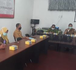 Danramil 1015 – 08/Mb.Ketapang Hadiri Rapat Koordinasi Tim Terpadu Penanganan Konflik Sosial