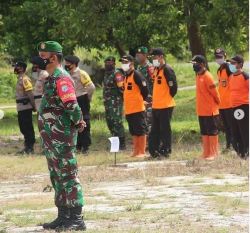 Danramil 1015-02/Bbg Hadiri Apel Gelar Pasukan Kesiapsiagaan Penanggulangan Karhutla Di Kabupaten Katingan