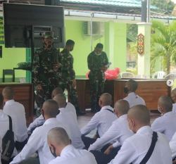 Kodim 1015/Sampit Memberangkatkan 24 Calon Siswa Mengikuti Pendidikan Tamtama Gelombang I Ta 2021