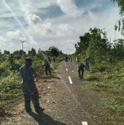 Koramil 1015-01/Katingan Kuala Gotong Royong Bersama Warga