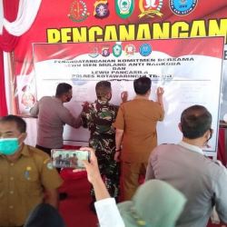 Danramil 1015-08 Sampit/Mentawa Baru Ketapang Hadiri Pembentukan Kampung Tangguh Narkoba Dan Kampung Tangguh Pancasila
