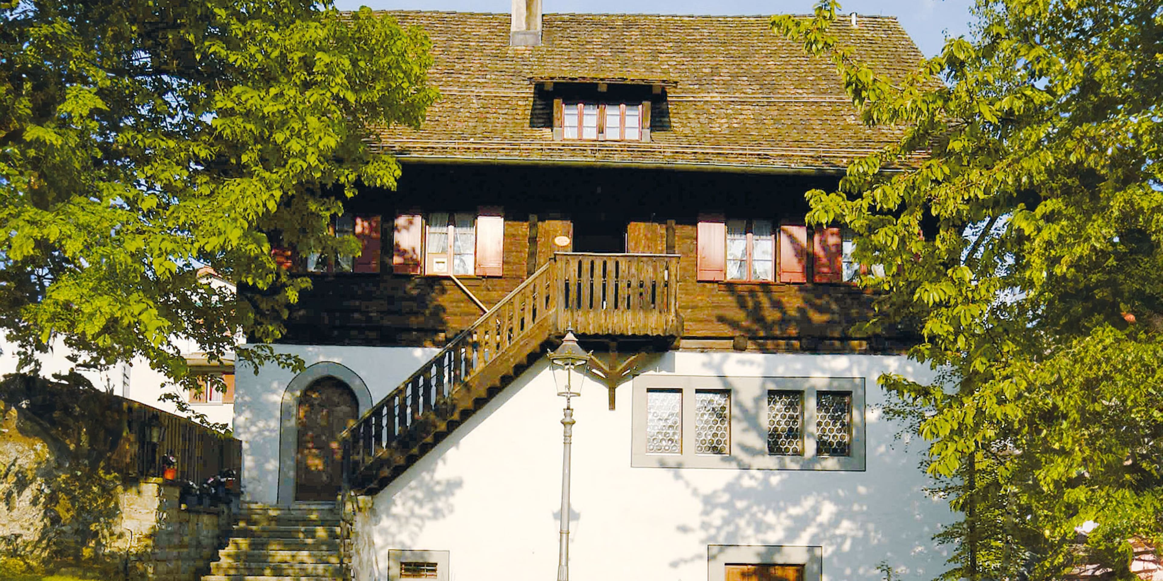 Aussenaufnahme des alten Gemeindehaus in Wollerau