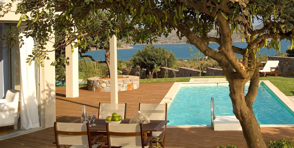 'Domes of Elounda', Ελούντα, Κρήτη. Κεραμοσκεπές, Ξυλοκατασκευές, Αναπαλαιώσεις, Νάστος Αντώνης.