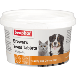 Пивные дрожжи Beaphar Brewers Yeast Tablets с чесноком для кошек и собак, 250 таблеток, 0.1кг