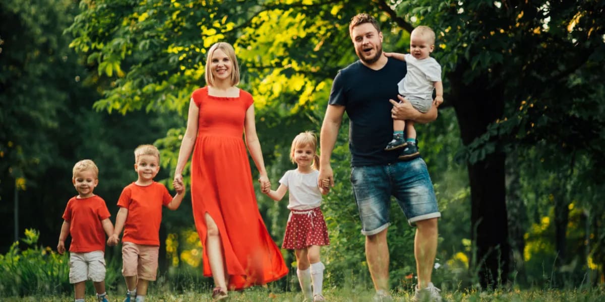 Ich verlor mein fünftes Kind, nachdem mein Mann mich für meine jüngere Schwester verließ – Bei ihrer Hochzeit tat meine 9-jährige Tochter etwas, das er nie erwartet hatte