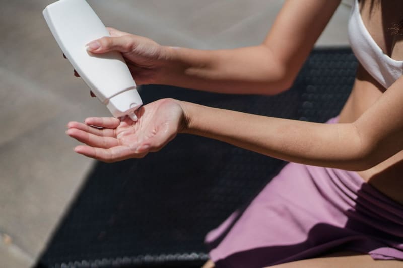 My Husband Said He Felt 'Too Sick' to Put Sunscreen on My Back – Then I Saw Him Rubbing It on His Female Boss, and Our Son Made Him Regret It