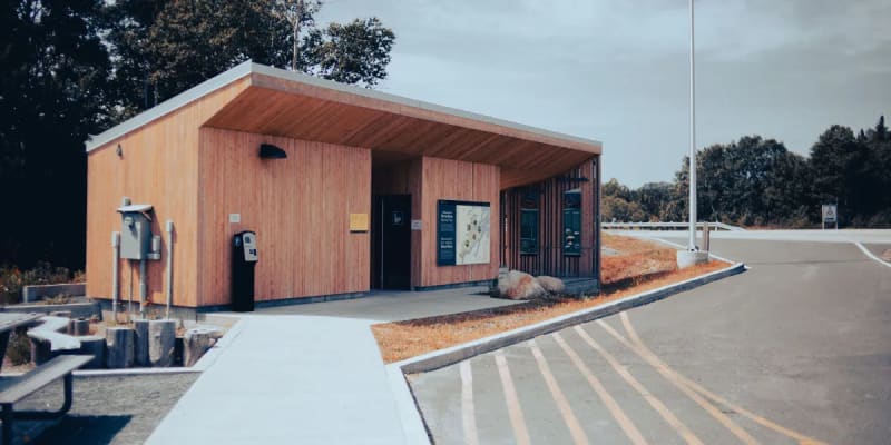 A Man Left His Wife Alone at a Highway Rest Stop Because She Took Too Long – Three Hours Later, He Called Her Screaming, 'What Did You Do?!