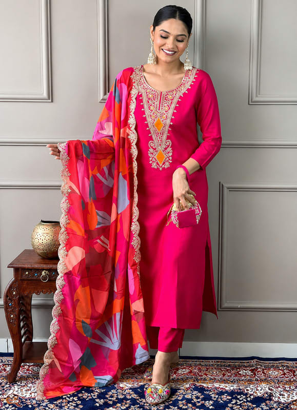 Theasvolks Women Kurti Pant Dupatta Set