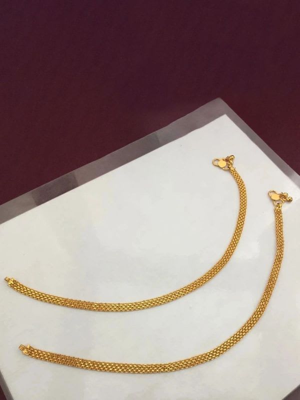 BINIAA NEW STYLISH 10 Inch Gold Anklets For Women and Girls Brass Anklet