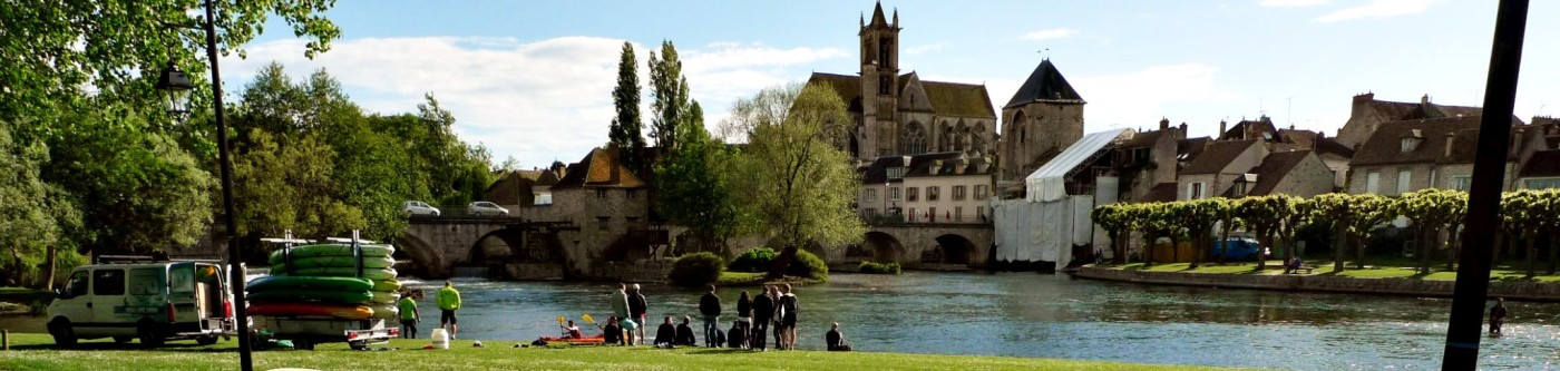 Moret sur Loing Impressionist village Moret sur Loing title=