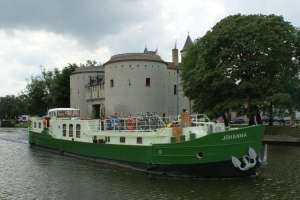 Johanna cruising in Brugge Johanna cruising in Brugge