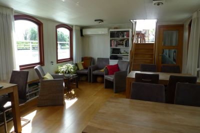 B&B in Brugge, Barge Johanna Living area