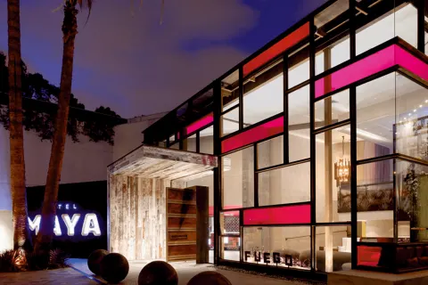 Hotel Maya a DoubleTree by Hilton Hotel