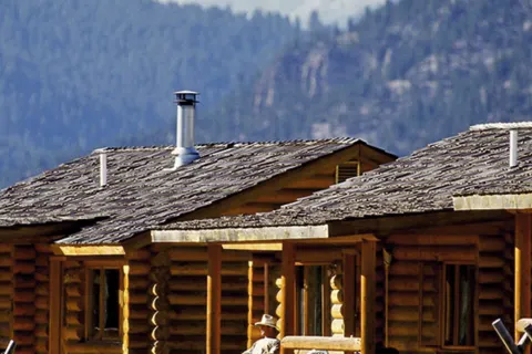 320 Guest Ranch