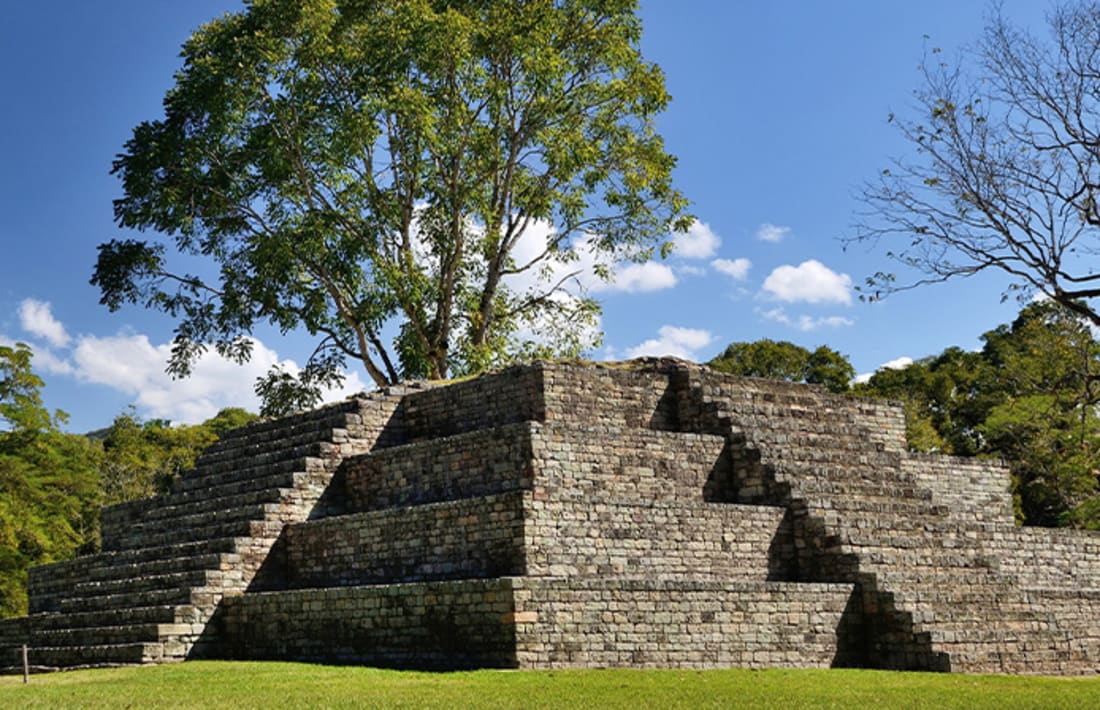 Maya Stadt Copan in Honduras