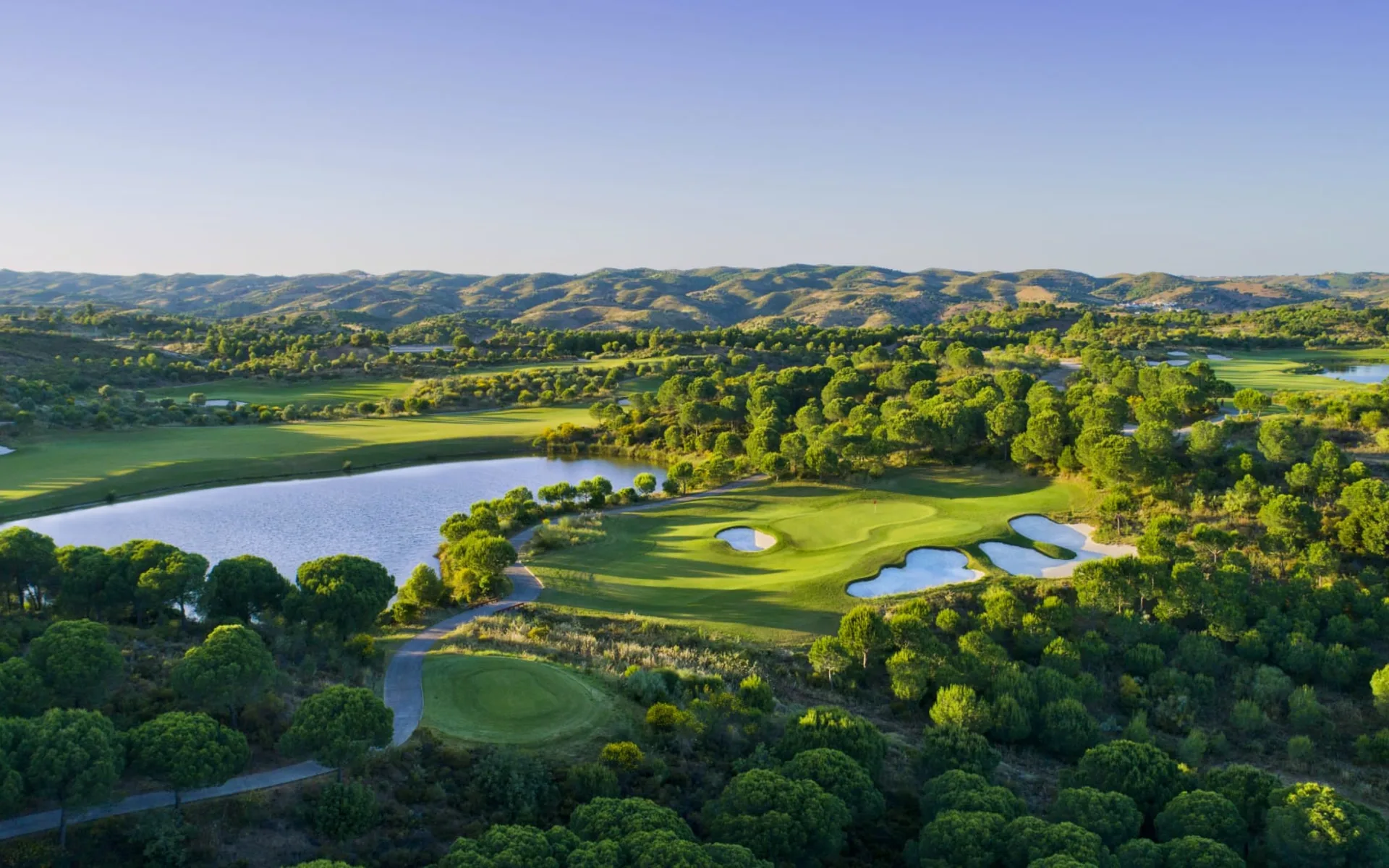 Monte Rei Golf & Country Club in Algarve: Monte Rei Golf & Country Club Portugal_General View 1_(c) Monte Rei Golf & Country Club