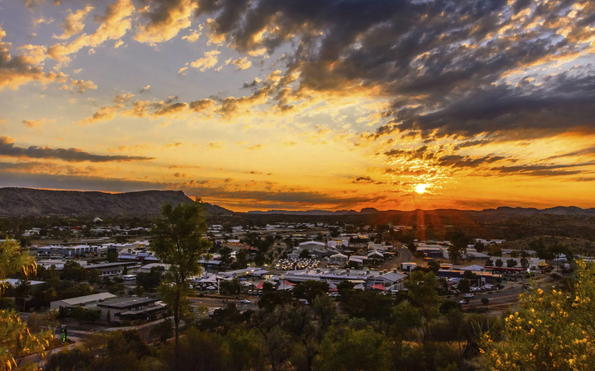 Red Centre Wanderer mit 4x4 ab Alice Springs: Alice Springs - Sunset