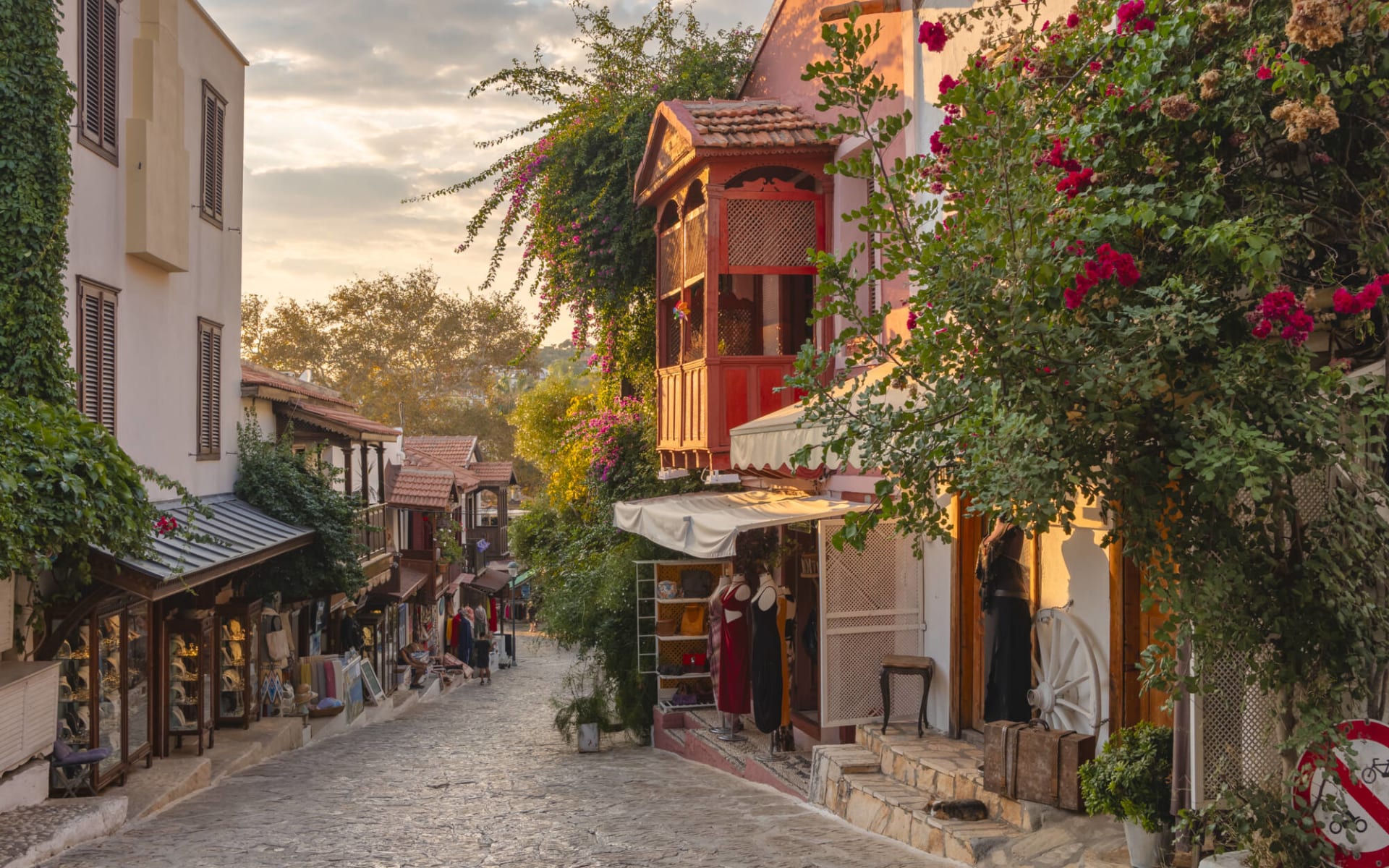 Badeferien im ROBINSON NOBILIS ab Antalya: Antaly Gasse_Türkei