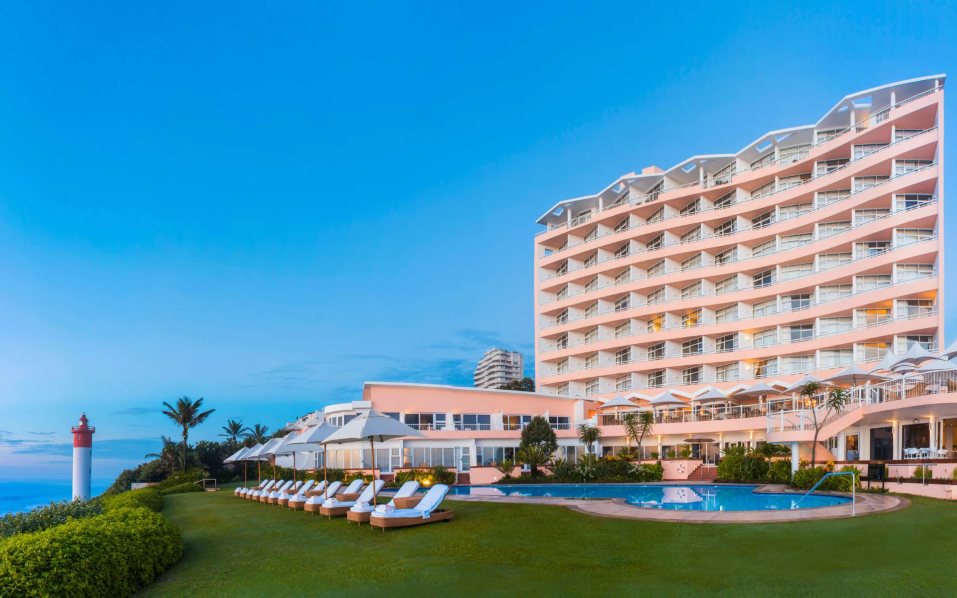 Beverly Hills Hotel in Umhlanga Rocks: Beverly Hills - Aussenansicht