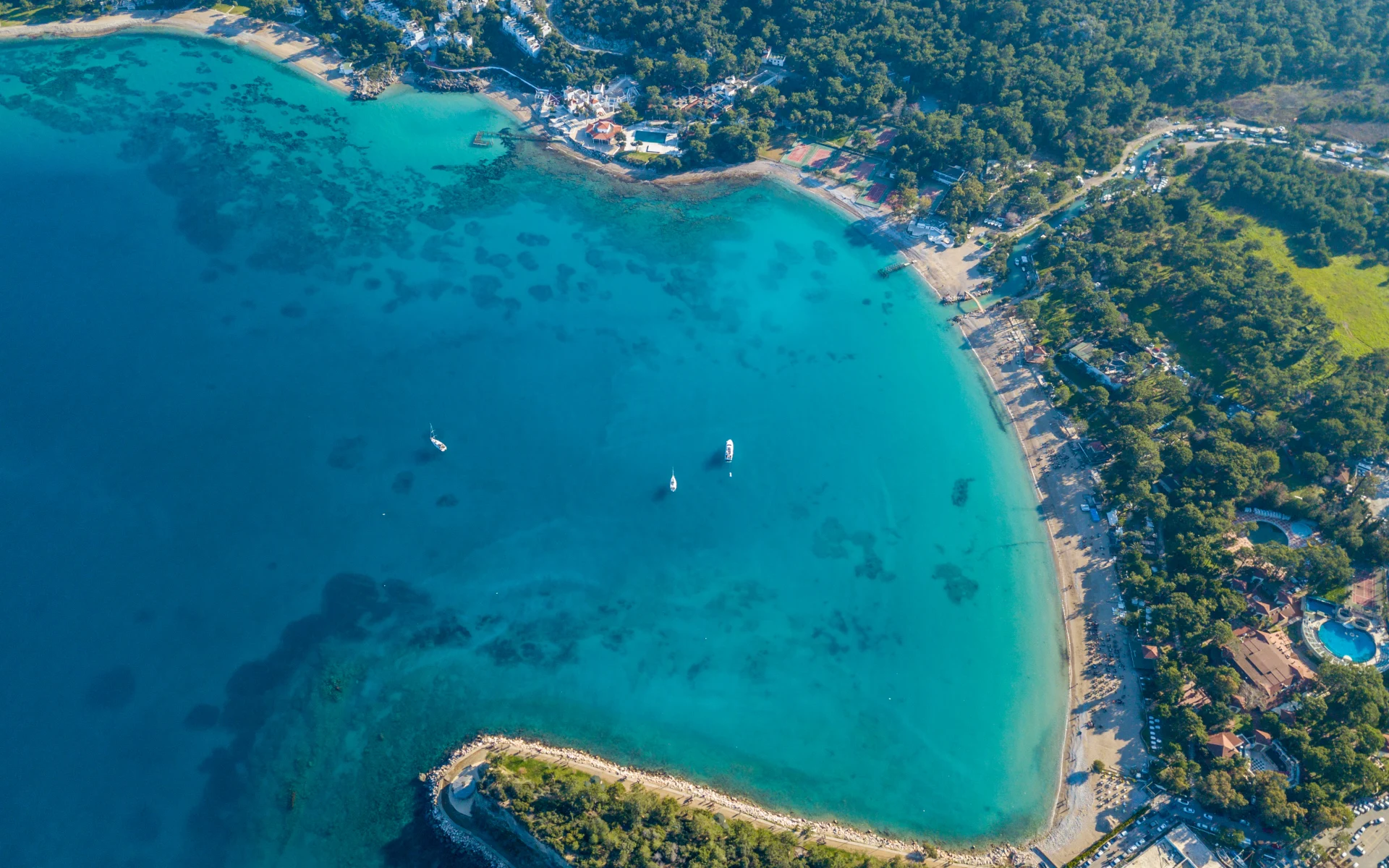 Badeferien im Delphin Deluxe ab Antalya: blaues Meer_Türkei