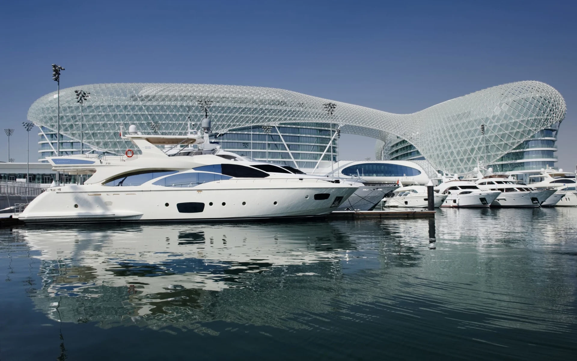 W Abu Dhabi - Yas Island: 