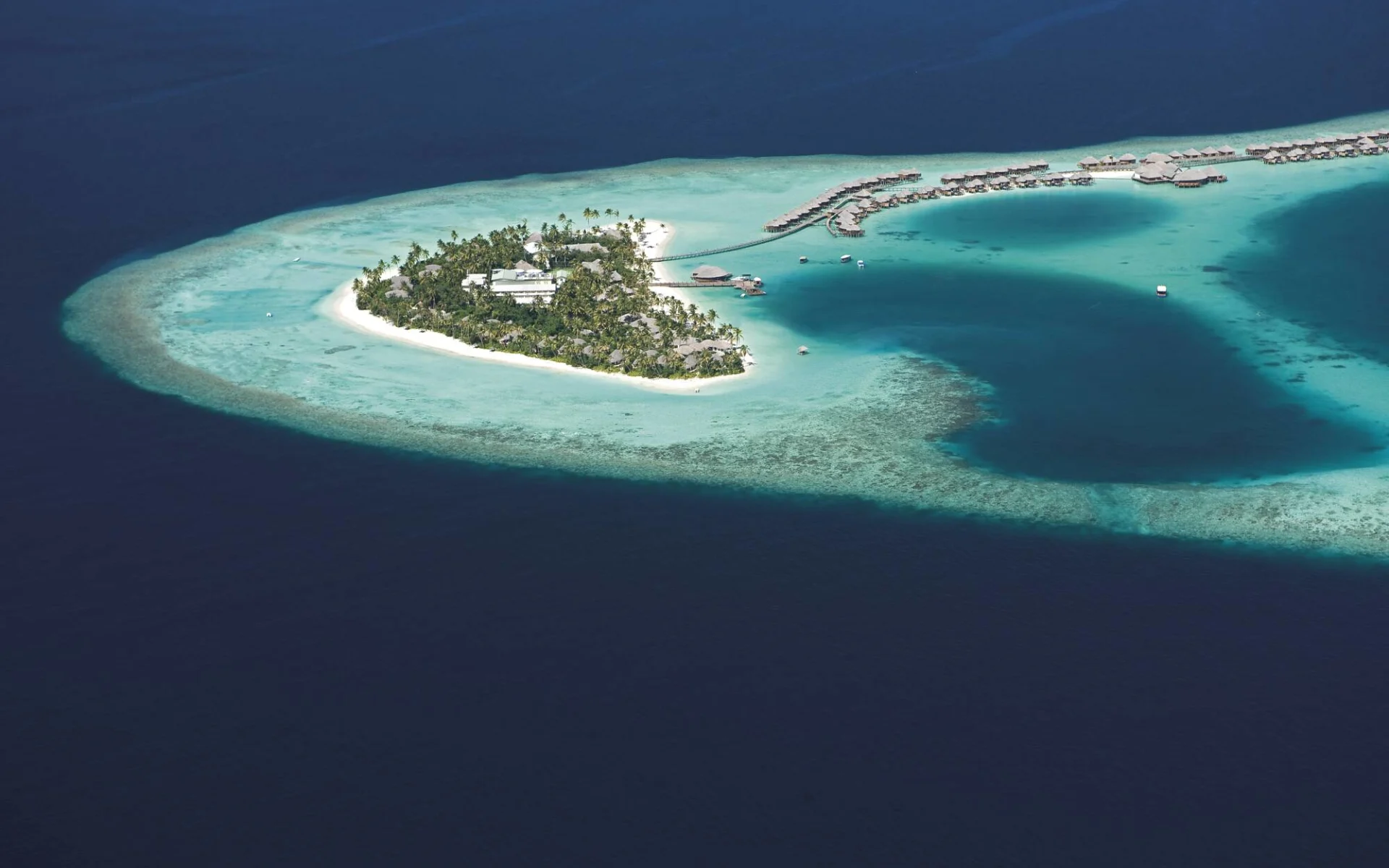 Constance Halaveli Maldives in Ari-Atoll: 