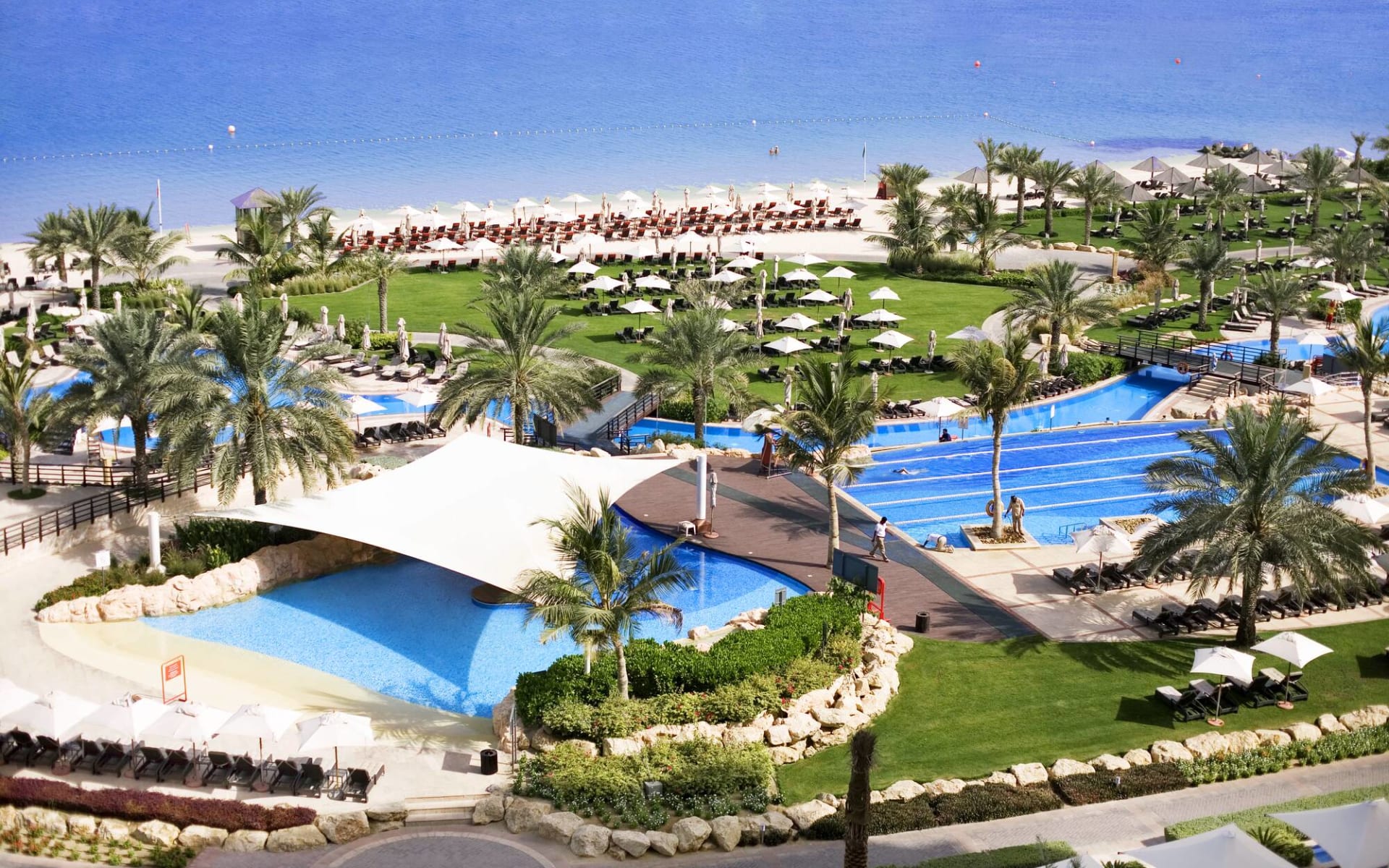 The Westin Dubai Mina Seyahi Beach Resort: exterior: 