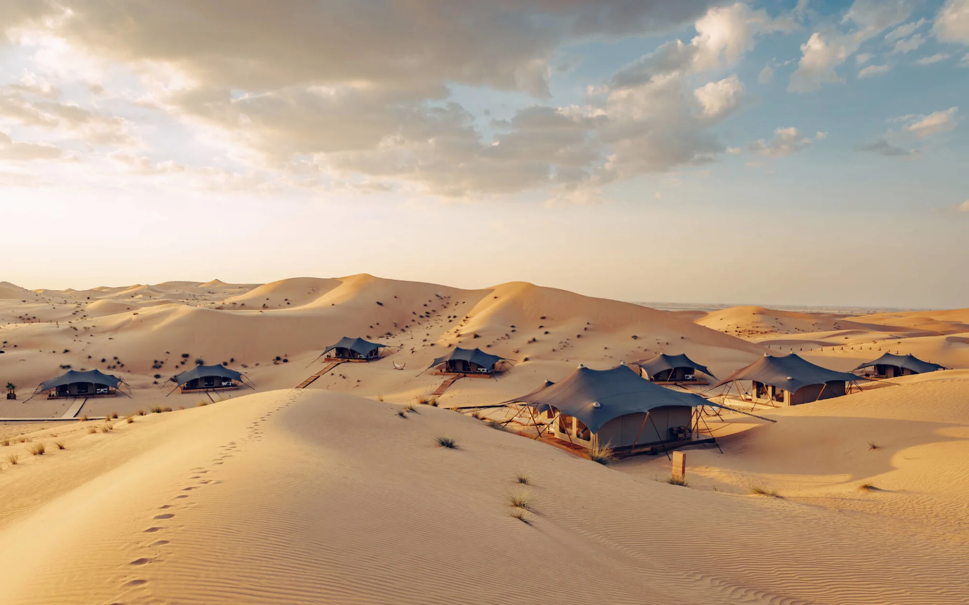 Amar Luxury Desert Ecolodge in Abu Dhabi: exterior: 