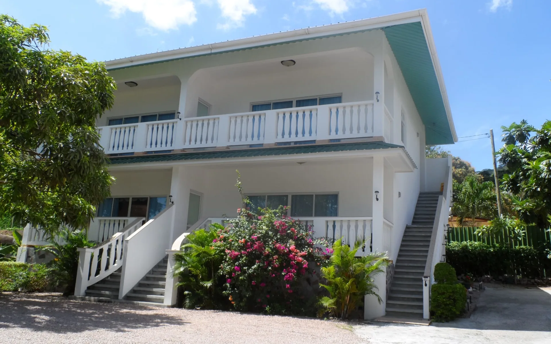 Divers Lodge in Mahé:  