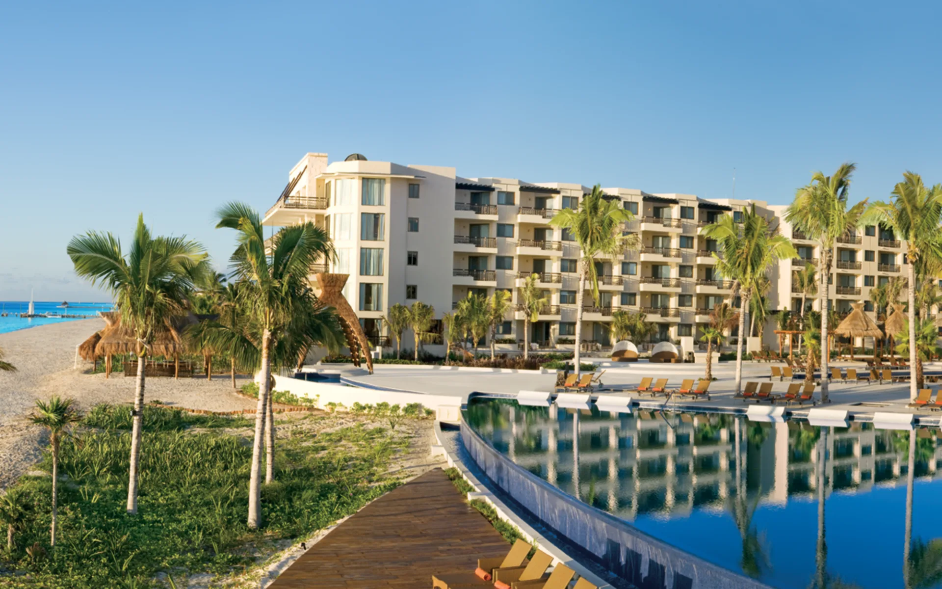 Dreams Riviera Cancun Resort & Spa in Puerto Morelos: exterior dreams riviera cancun hotel strand