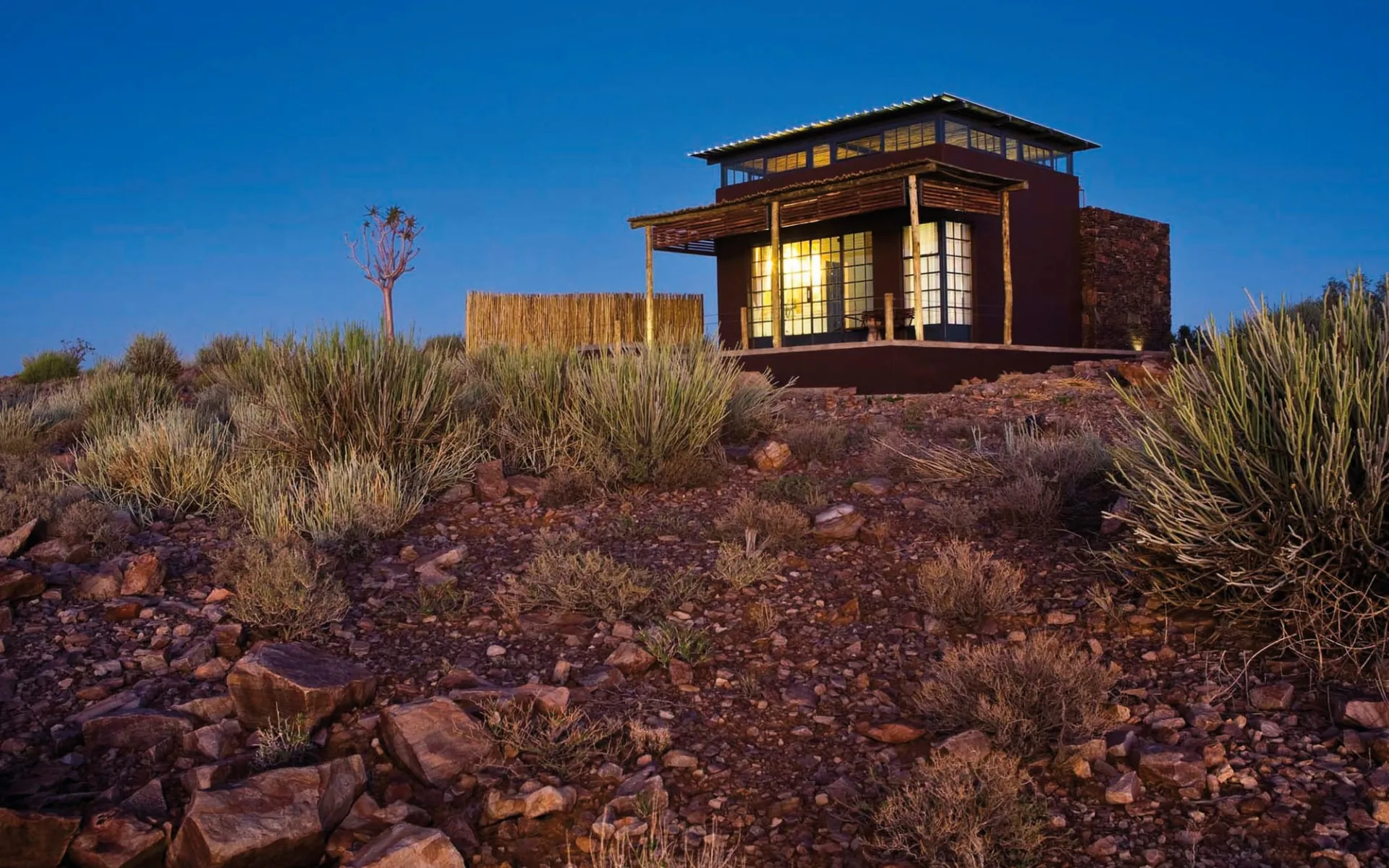 Fish River Lodge in Fish River Canyon: exterior Fish River Lodge - Bungalow in Wuestenlandschaft