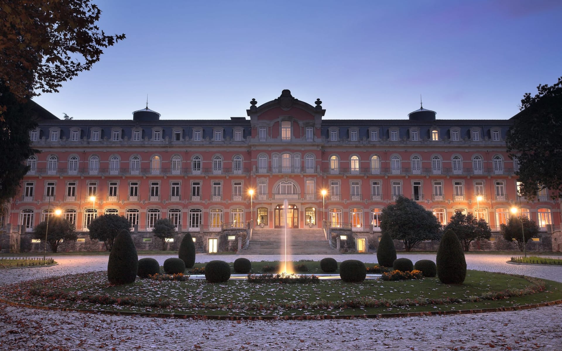 Vidago Palace: Hotel Vidago Palace - Aussenansicht