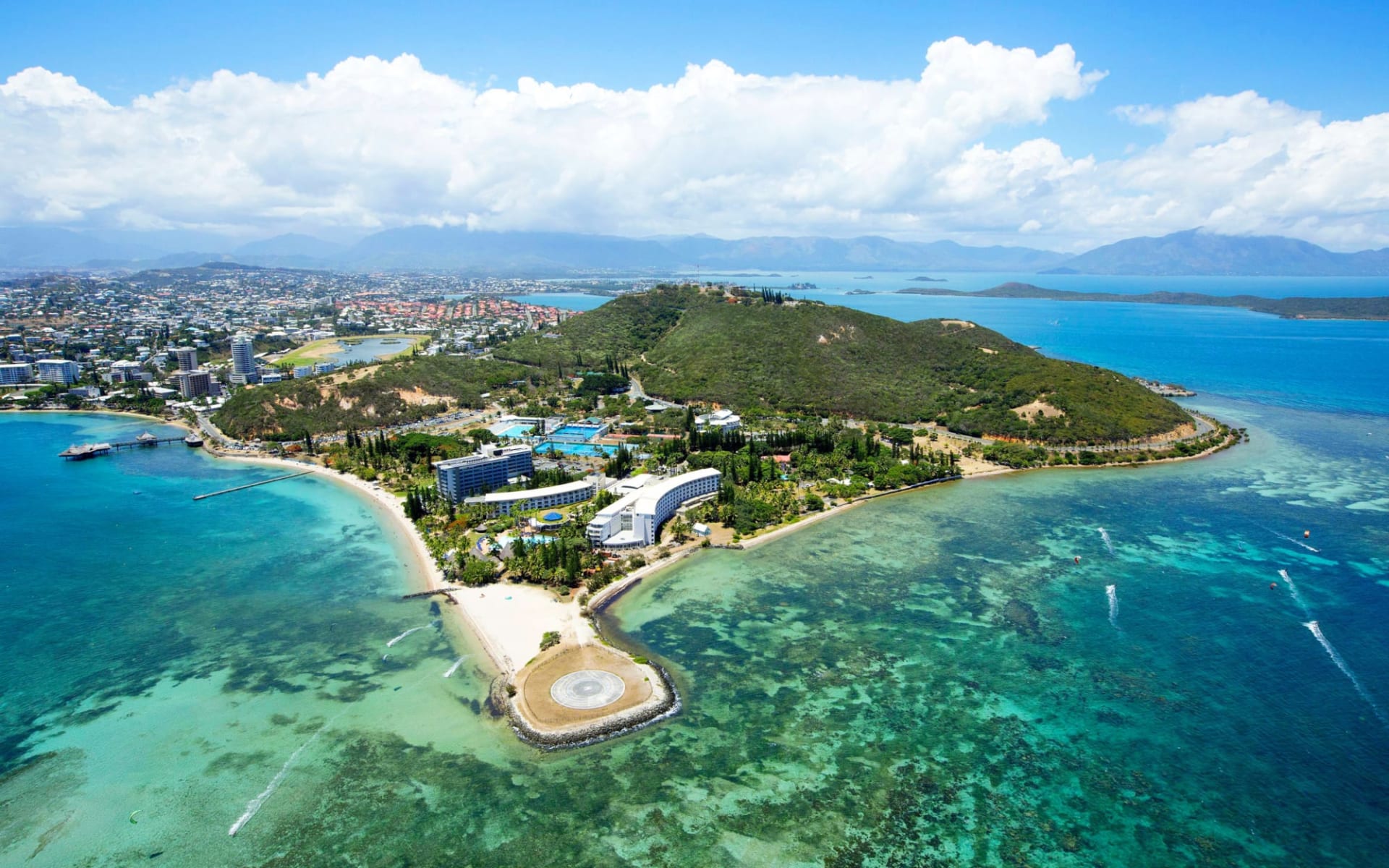 Le Méridien Nouméa Resort & Spa:  LMNOU - AERIAL VIEW OF THE RESORT AND SURROUNDS