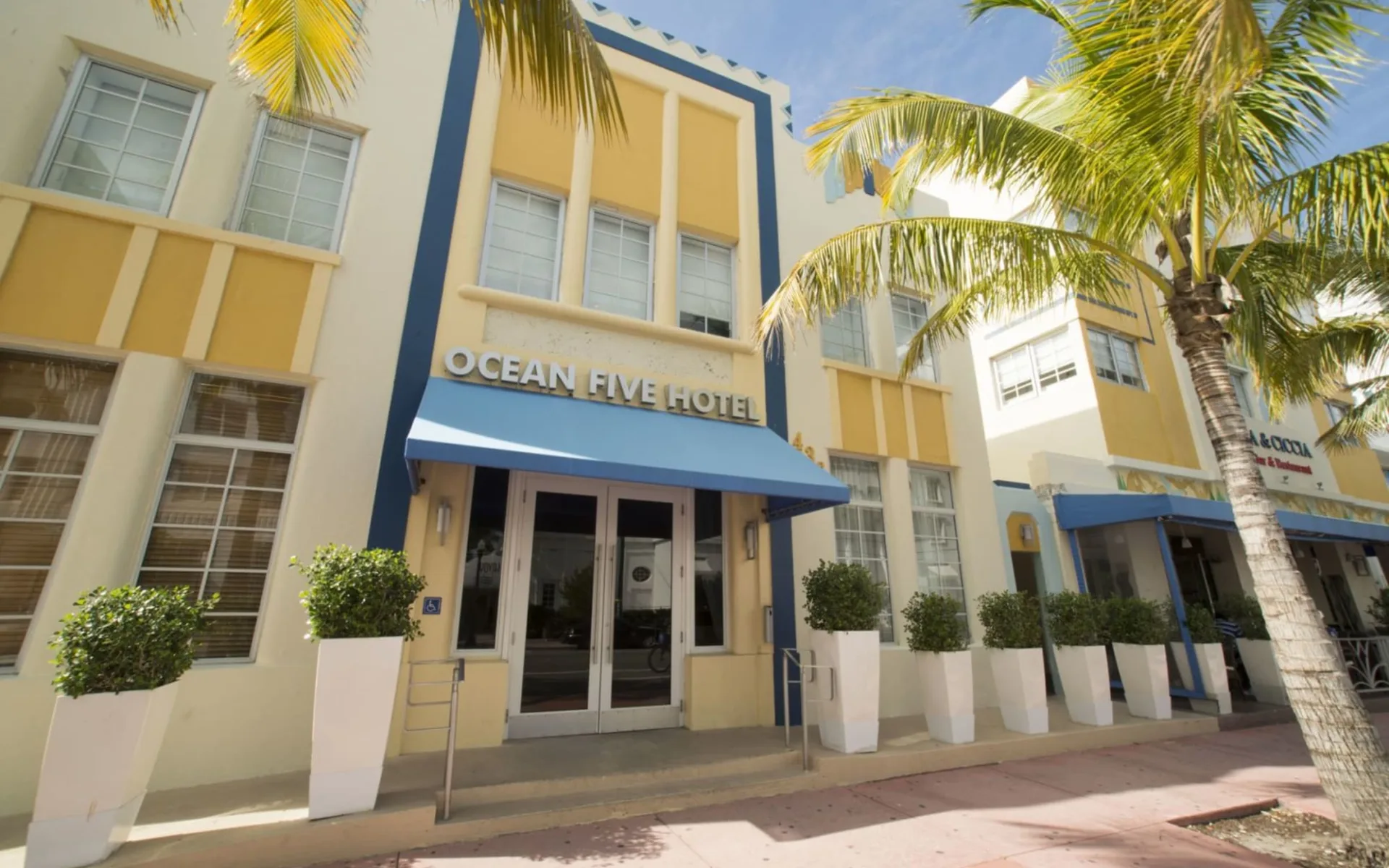 Ocean Five Hotel in Miami Beach:  Ocean Five - Aussenansicht