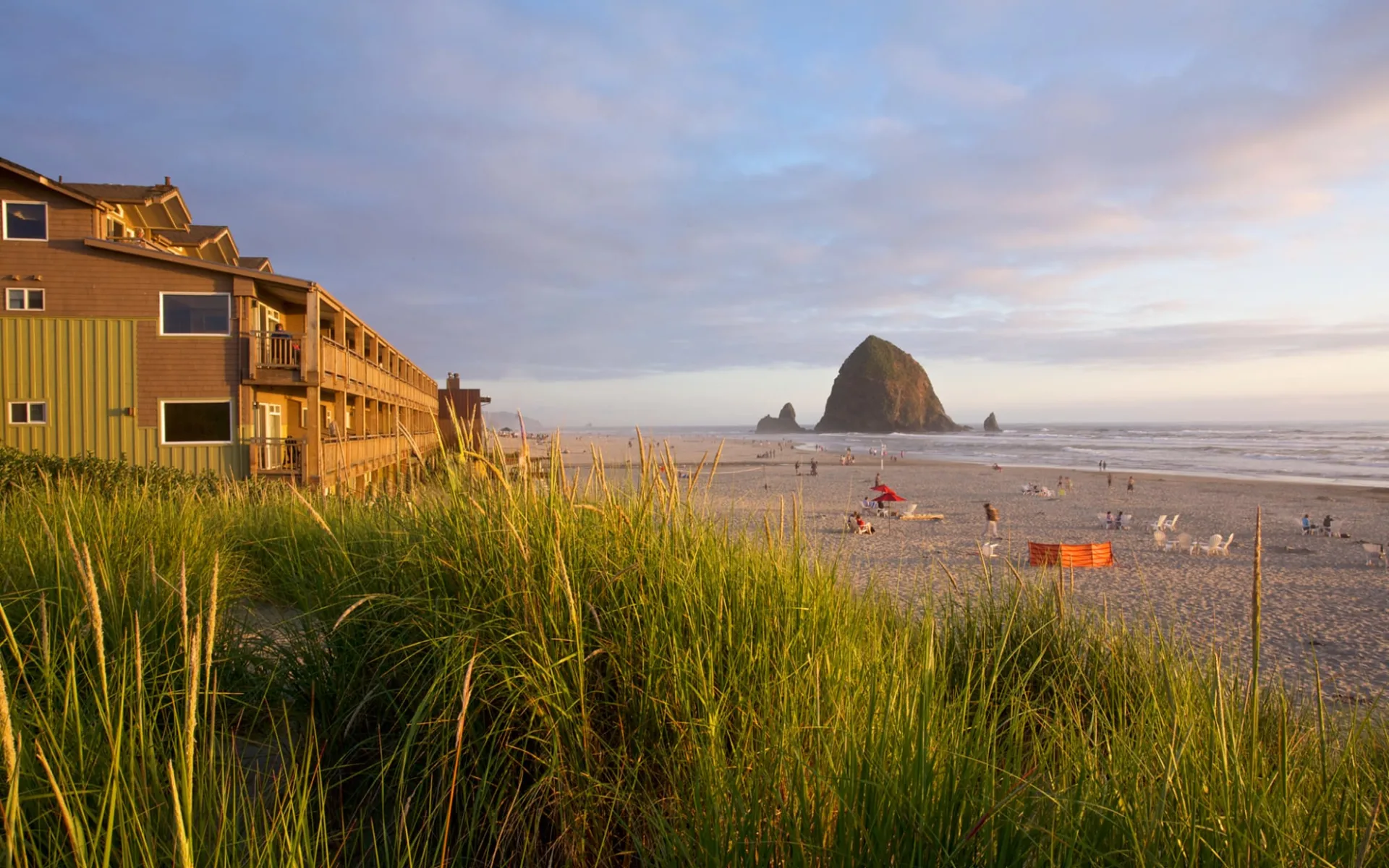 Surfsand Resort in Cannon Beach: Exterior_Surfsand Resort_Aussenansicht_Tourmappers