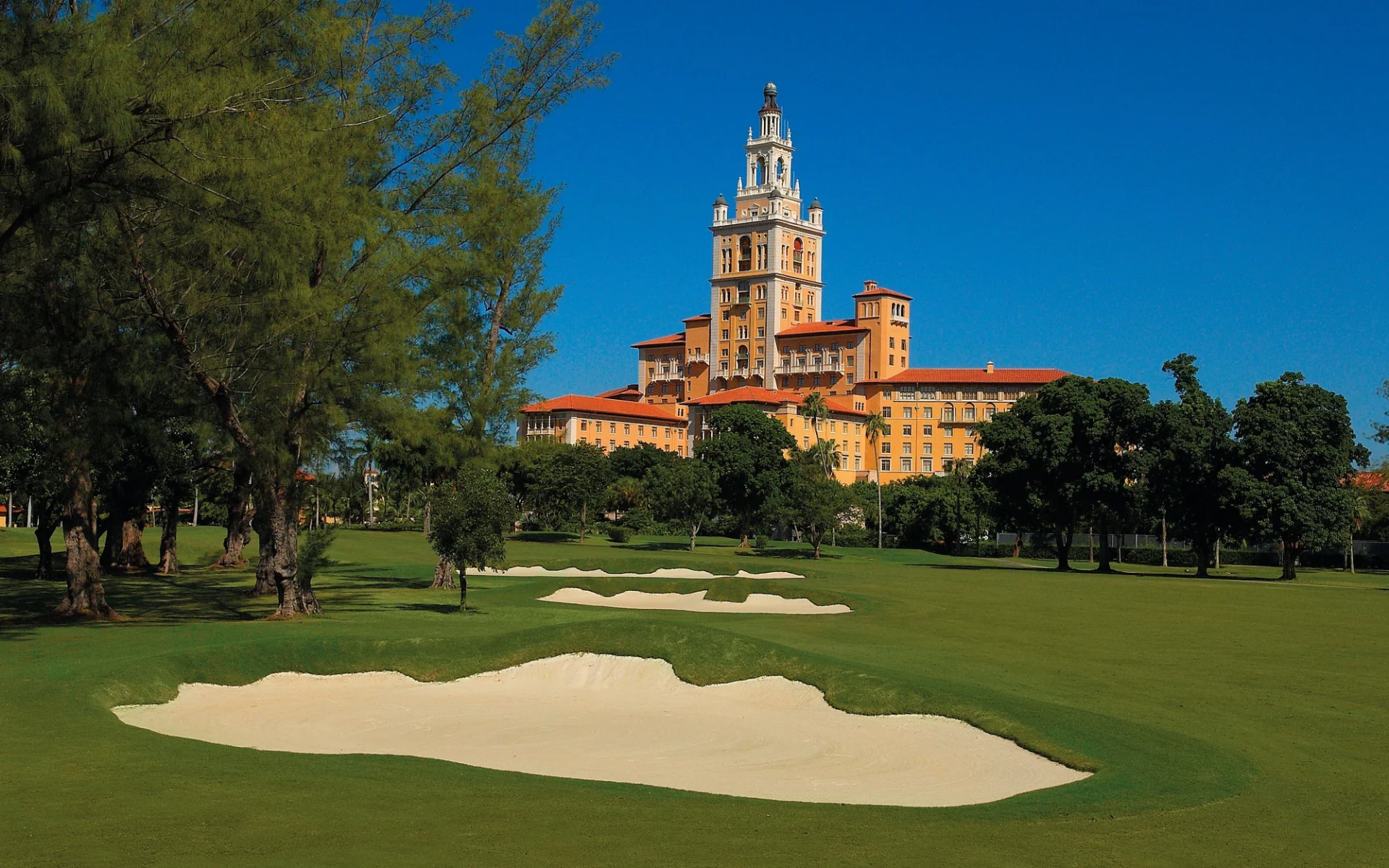 The Biltmore in Miami:  The Biltmore - Blick auf Hotel