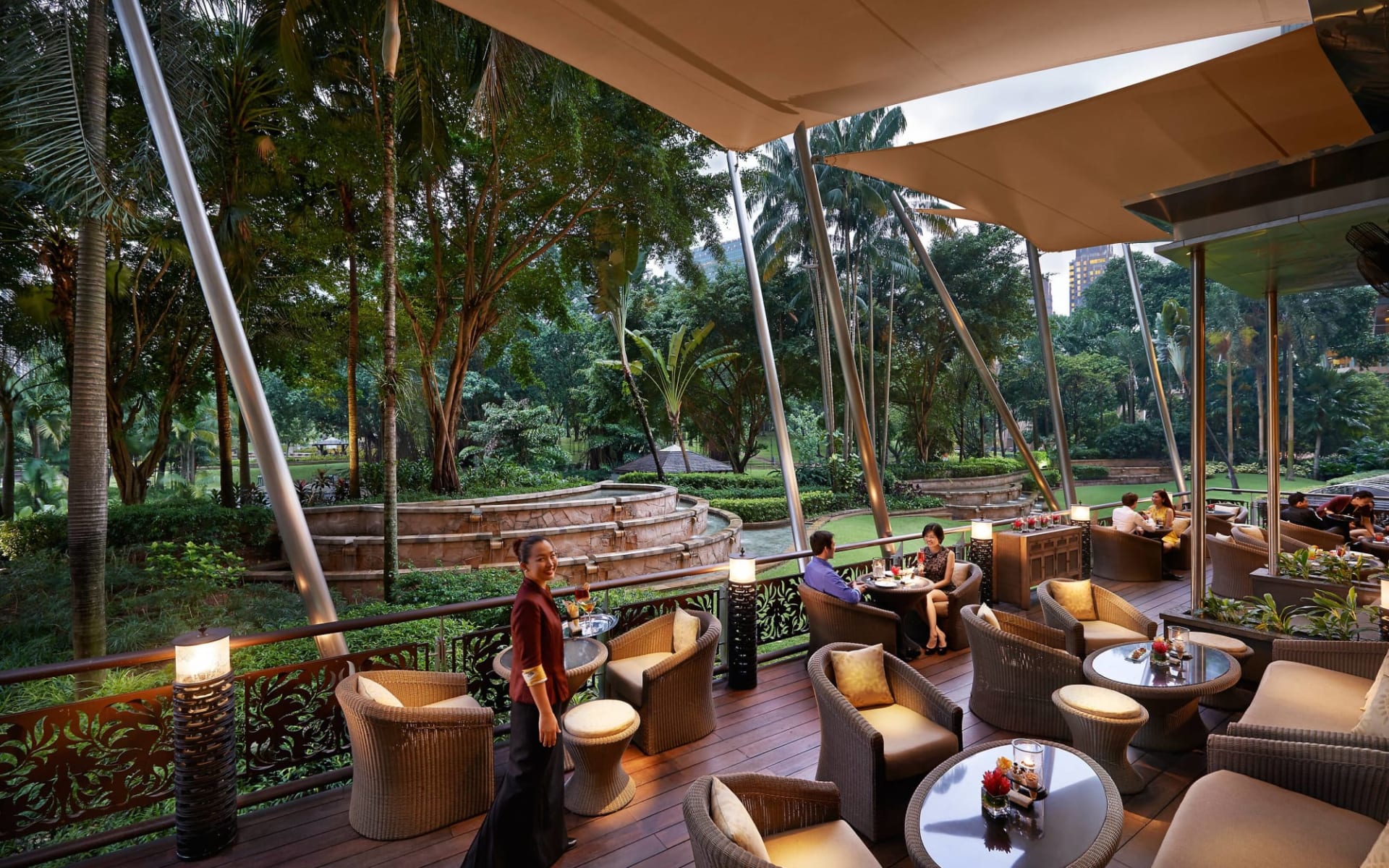 Mandarin Oriental in Kuala Lumpur: Cascade Fine Dining Restaurant
