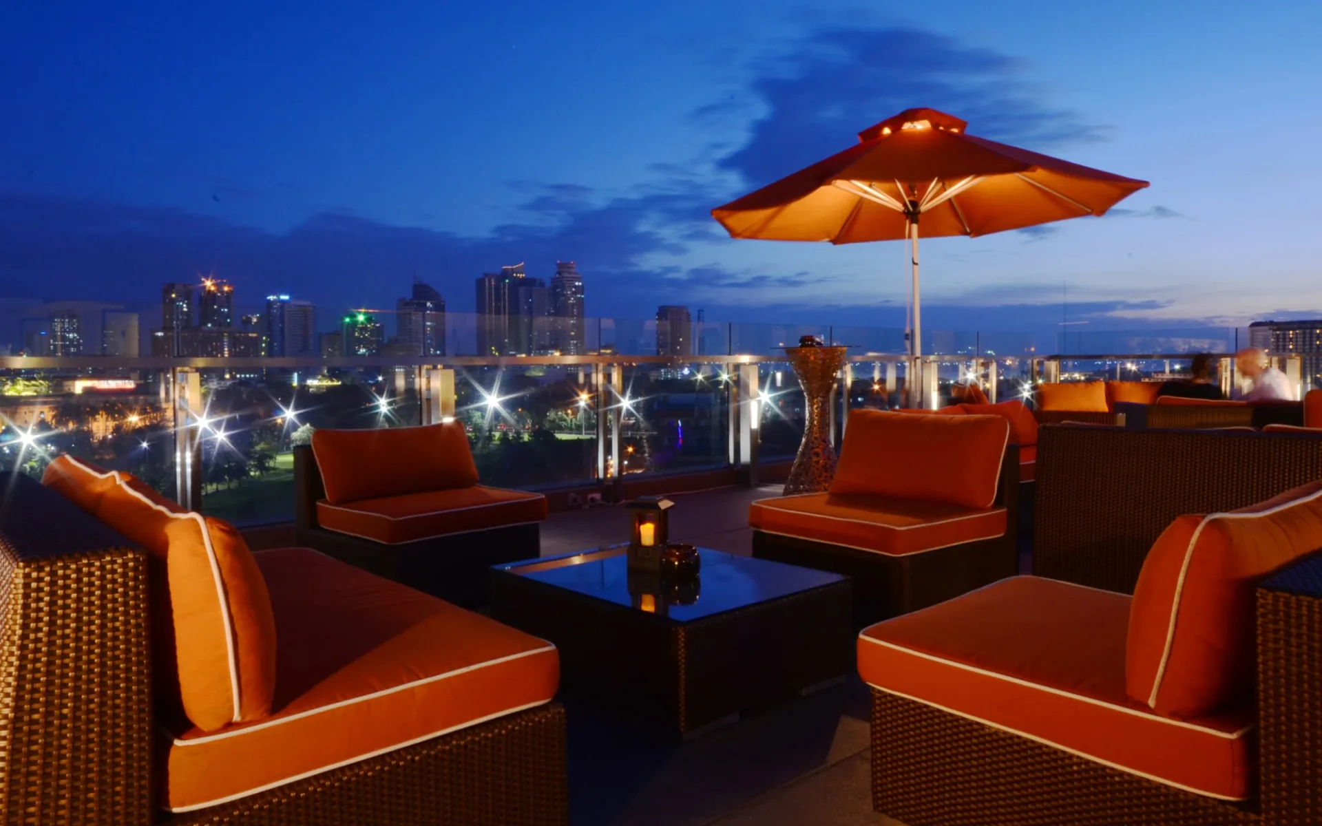 The Bayleaf Intramuros in Manila: Sky Deck View Bar