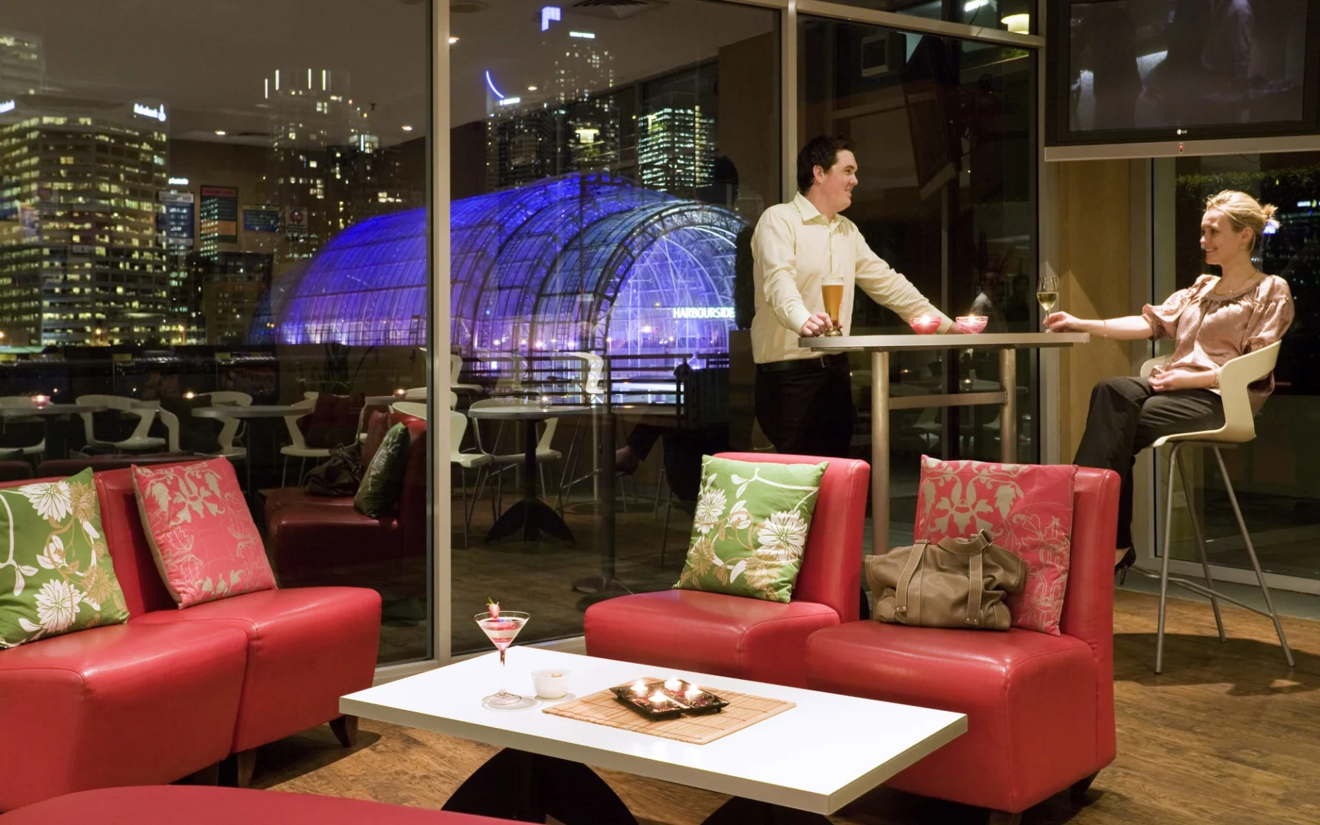 Ibis Sydney Darling Harbour: Facilities Ibis Sydney Darling Harbour Hotel Bar