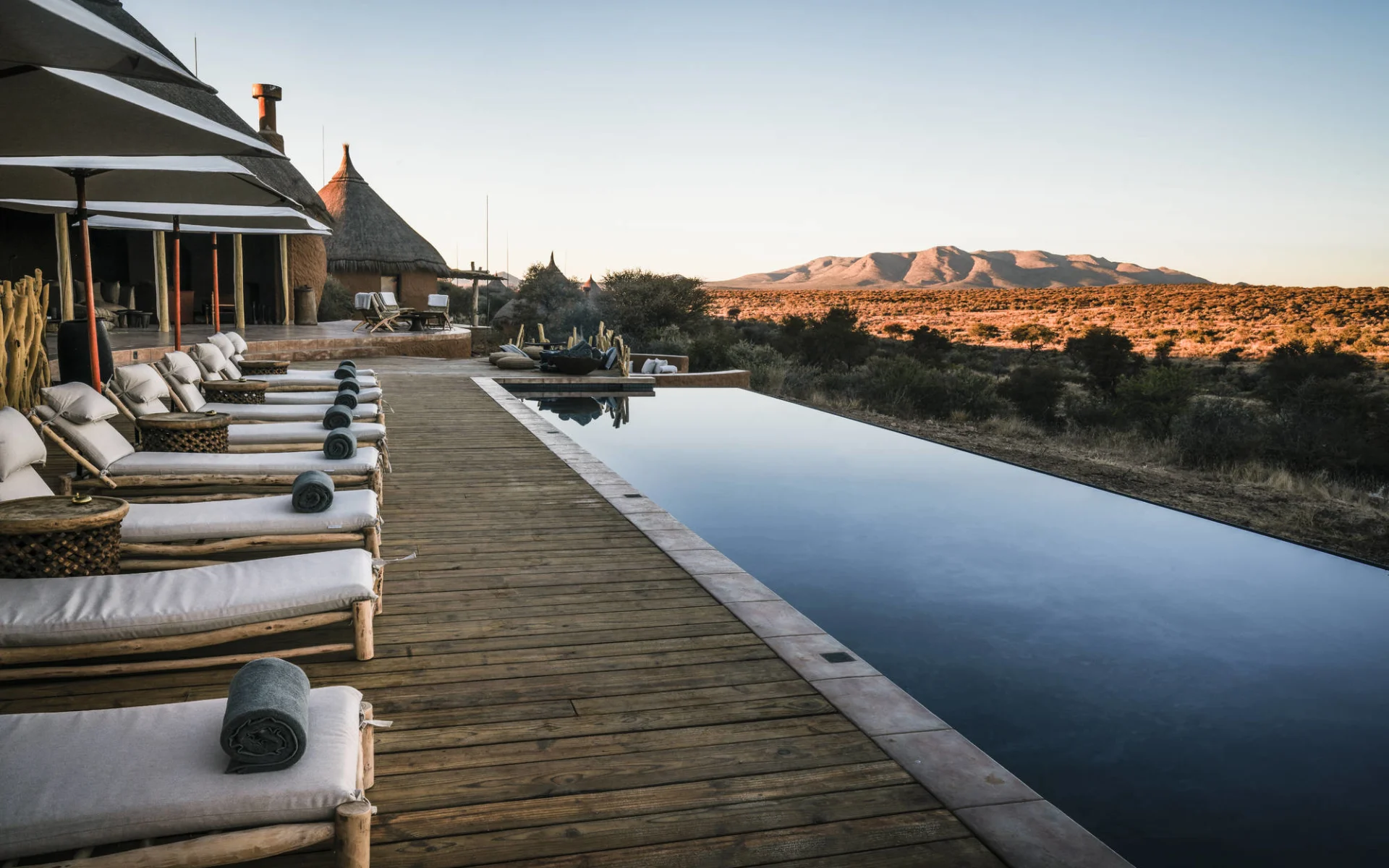 Omaanda in Windhoek Region: facilities Omaanda - Pool mit Aussicht