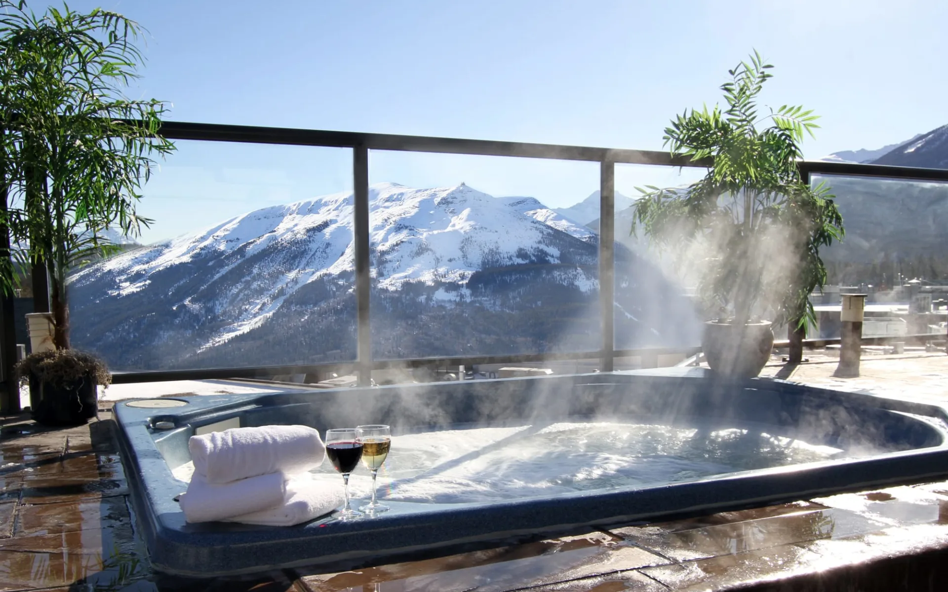 Whistler's Inn in Jasper:  Whistler's Inn_HotTub