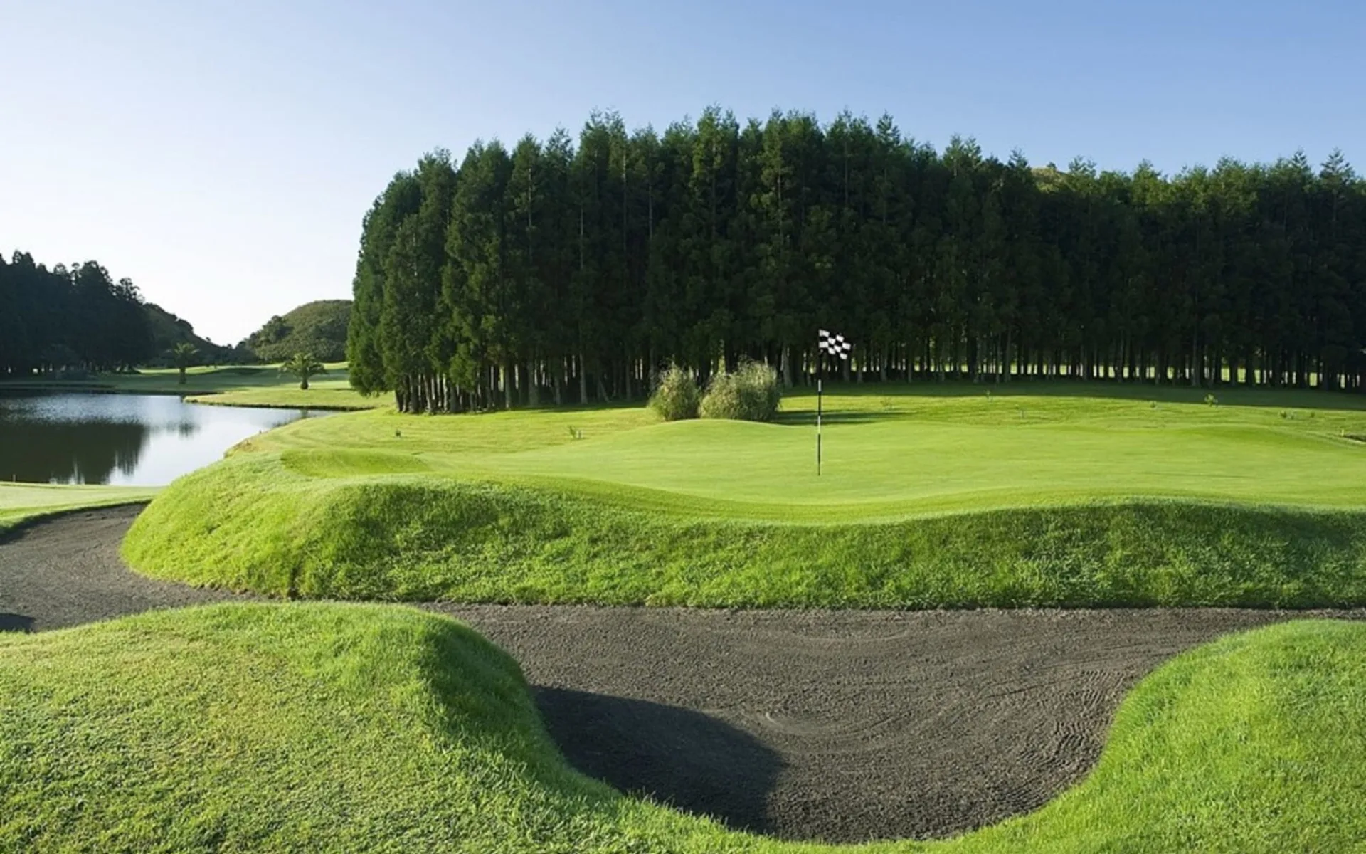 06.04. - 13.04.2026 Trainingswoche Azoren mit PGA Pro Florence Weiss (ausgebucht) ab São Miguel: Furnas Golf