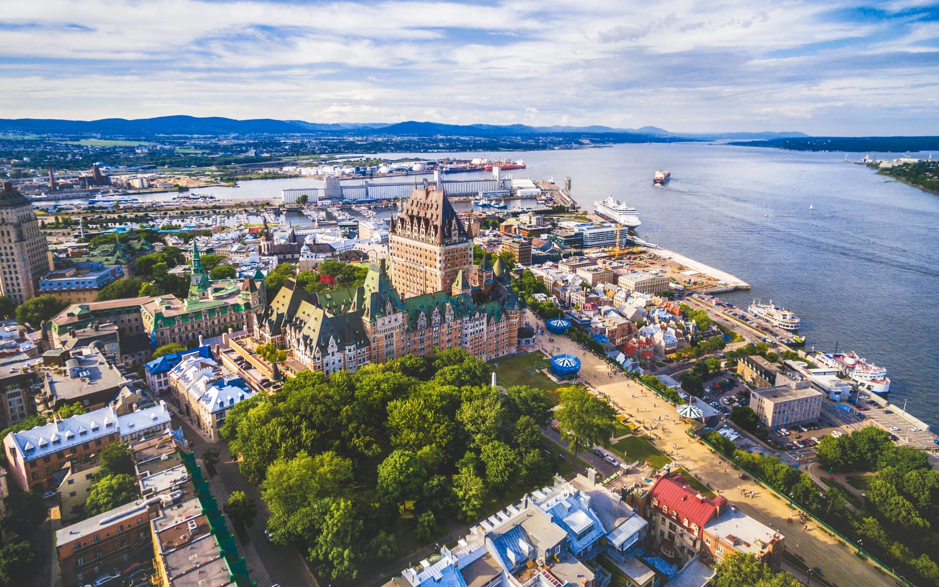 Bezauberndes Ostkanada ab Halifax: Kanada - Quebec City - Chateau Frontenac Umgebung