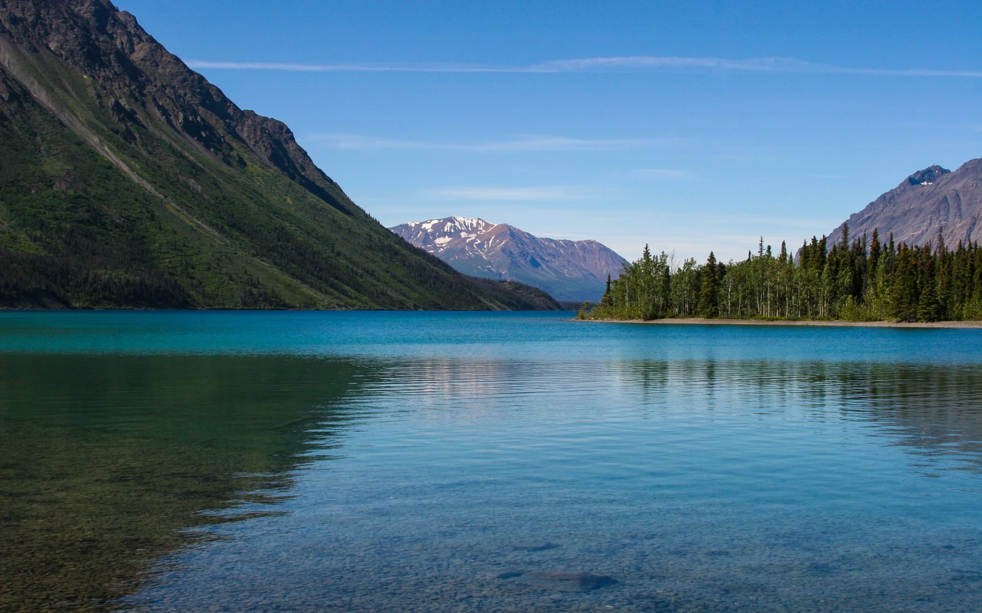 Raven's Rest Inn in Haines Junction: kathleen_lake_yukon