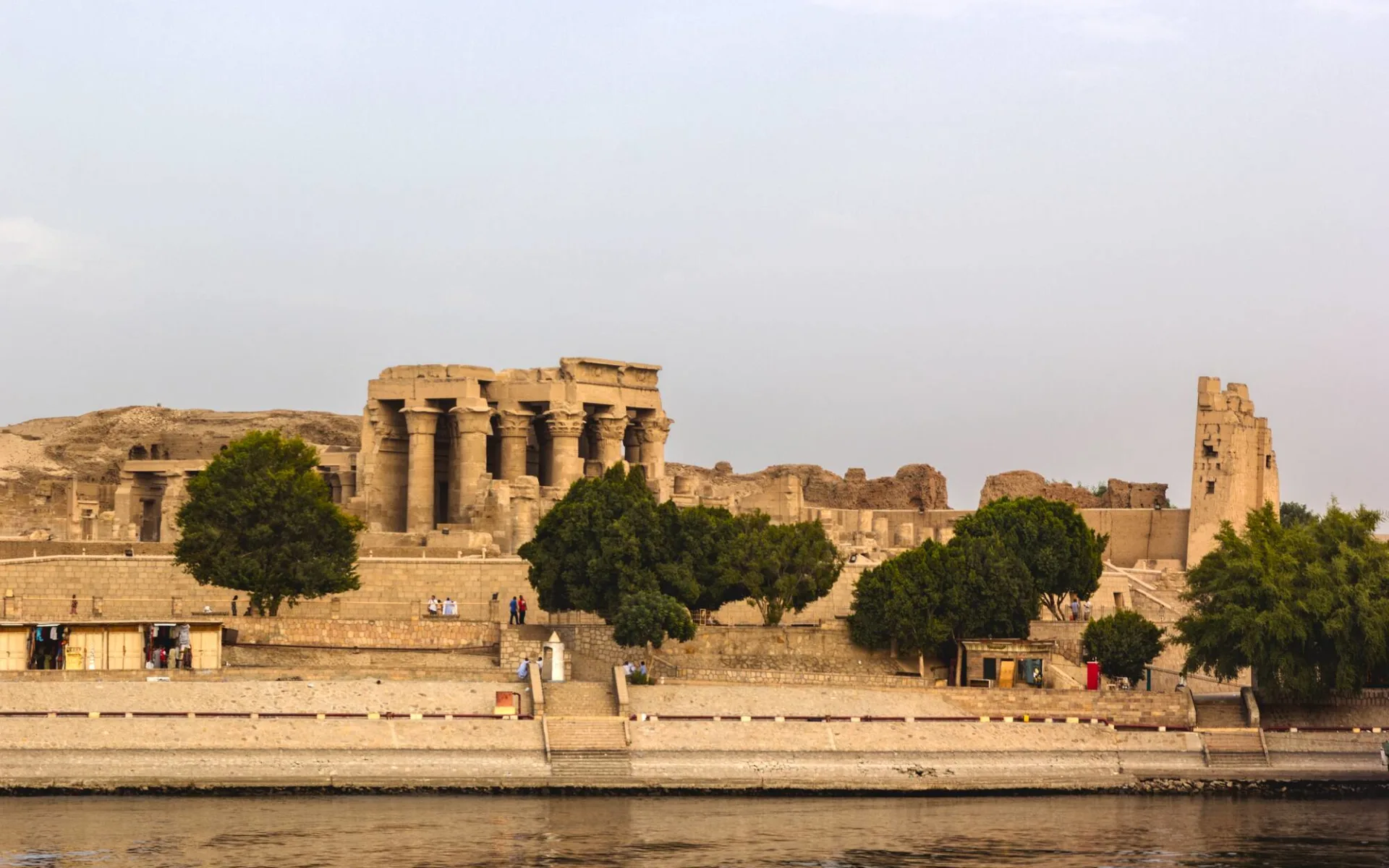 Nilkreuzfahrt von Luxor nach Luxor ab Kairo: Kom Ombo Nil