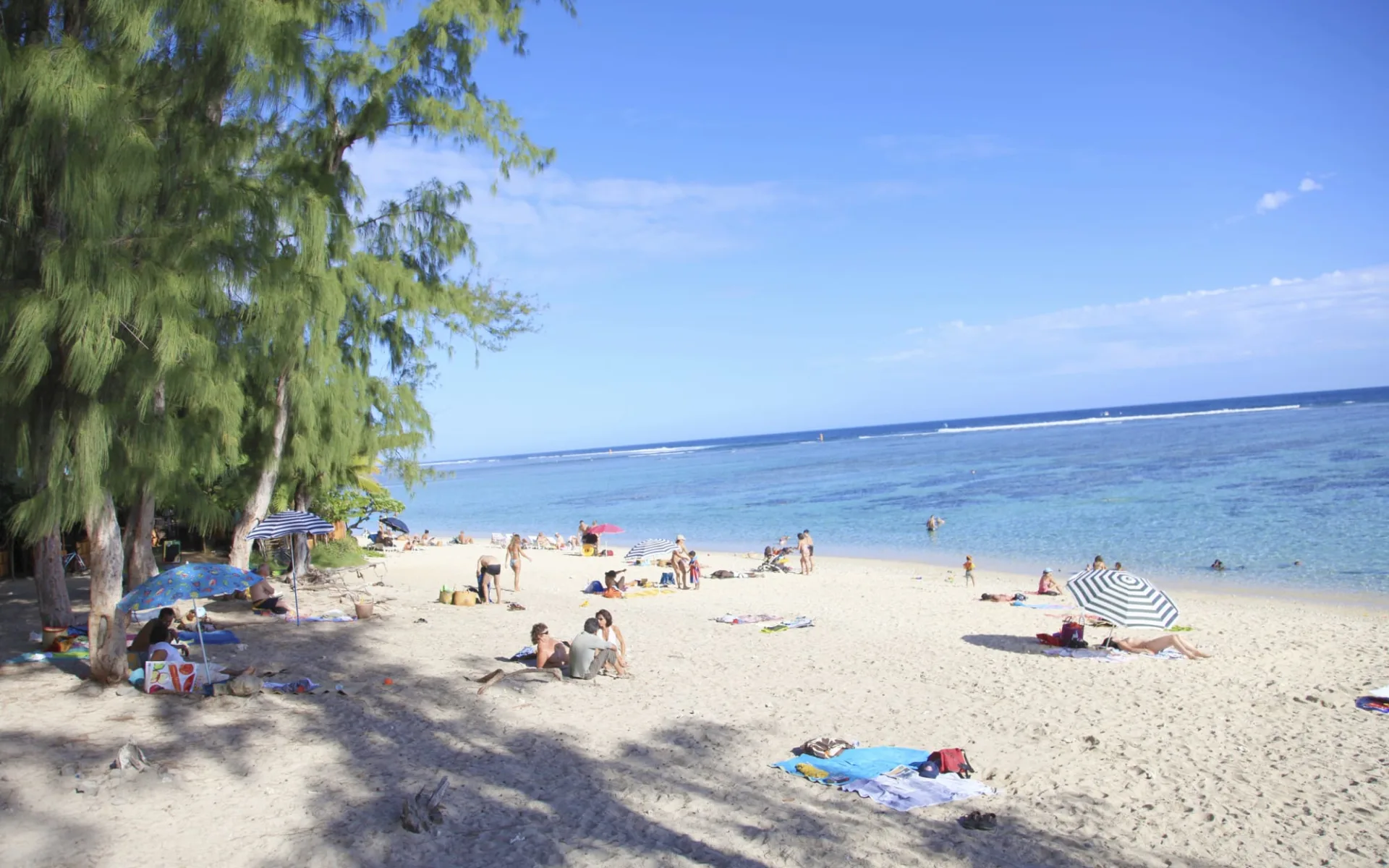 Charmantes La Réunion ab Saint-Denis: Lagoon Beach 